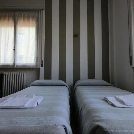 Casa de hóspedes Gardenia Forlì