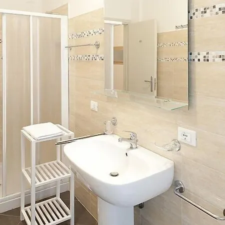 Gardenia בית הארחה