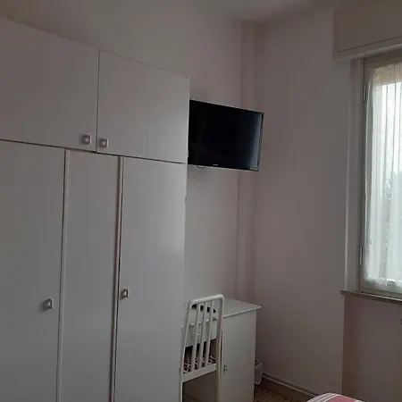 Casa de hóspedes Gardenia 3*